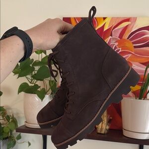 Vionic Lani II Combat Boot